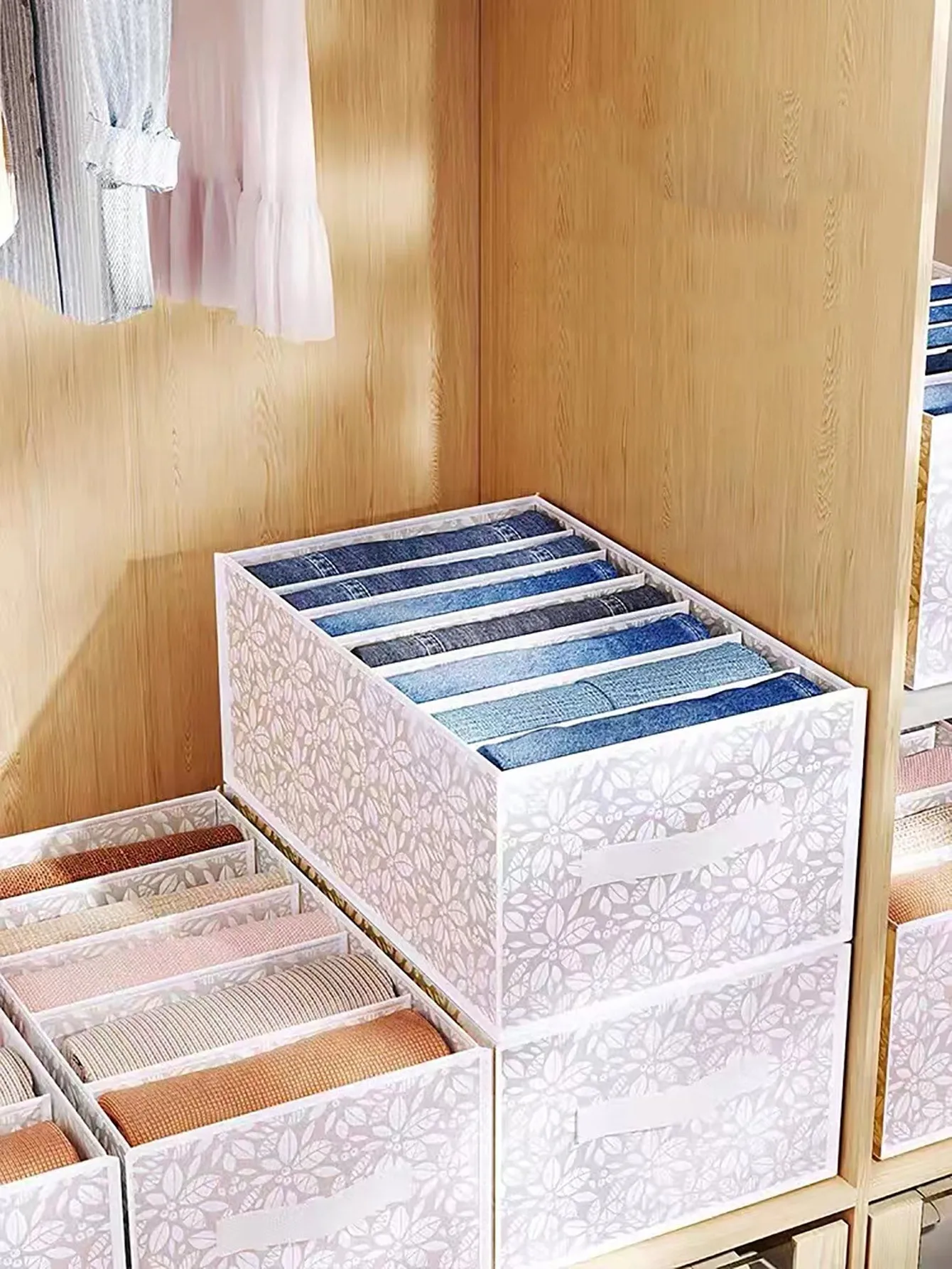 1pc Leaf Pattern Clothes Storage Box