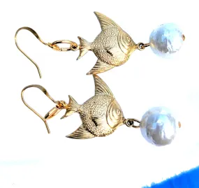 Angelfish and Rare Vintage Cotton Pearls Earrings Gay Isber USA Made with Free Gift Bag