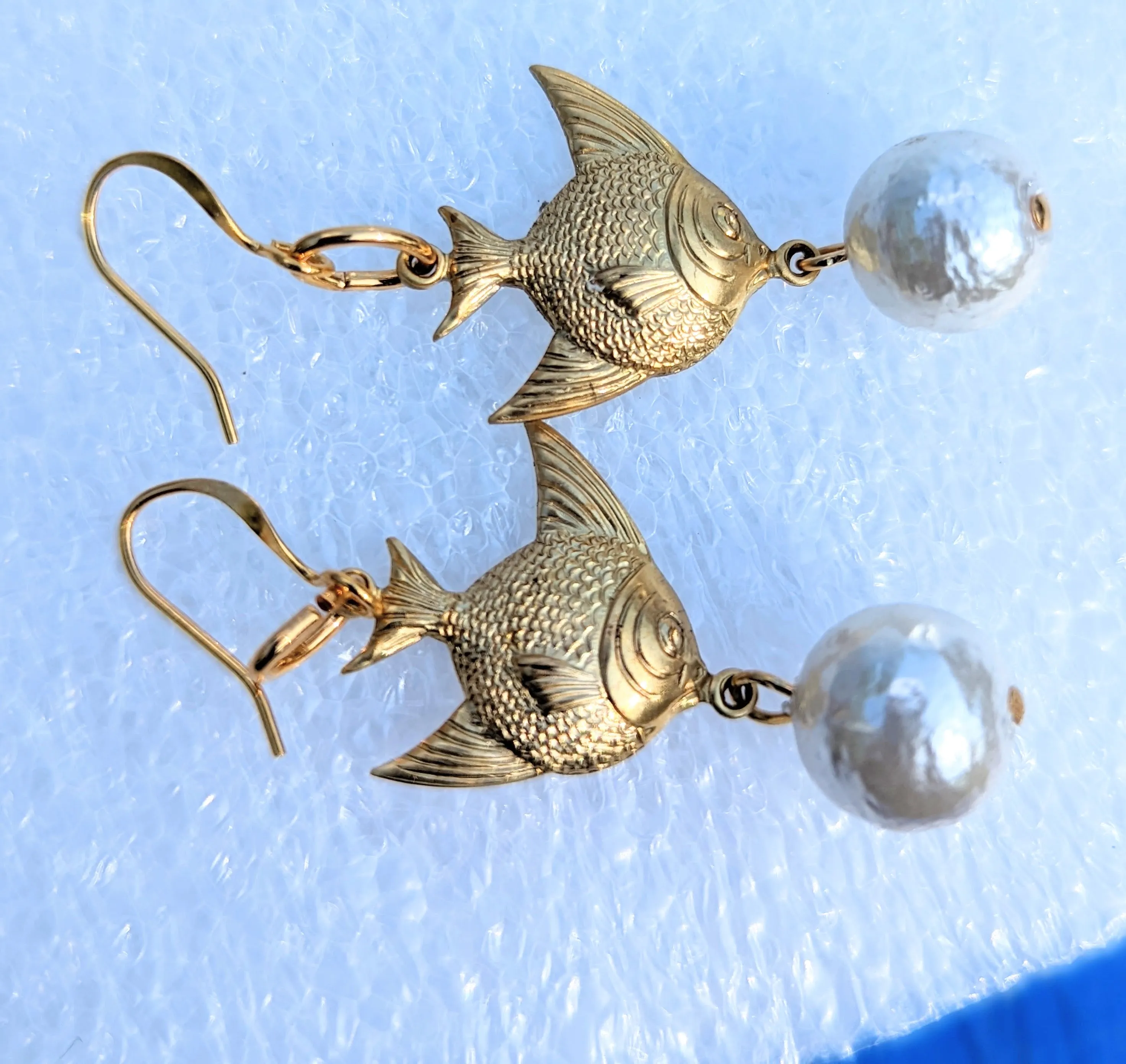 Angelfish and Rare Vintage Cotton Pearls Earrings Gay Isber USA Made with Free Gift Bag