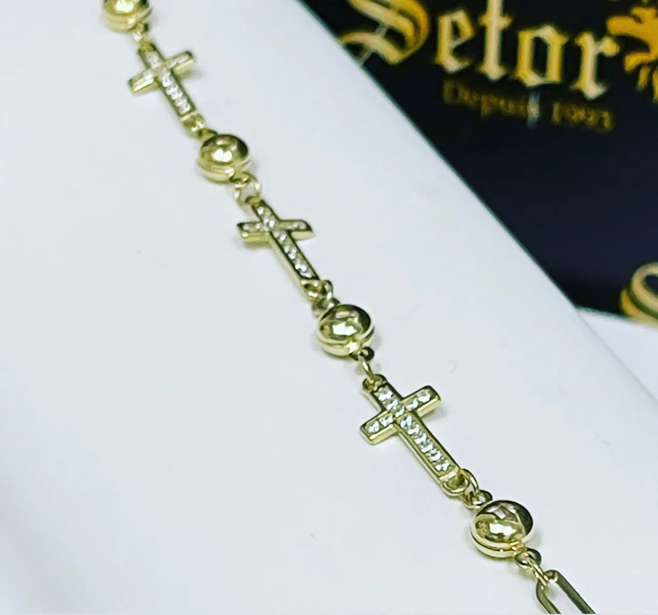 Cross bracelet