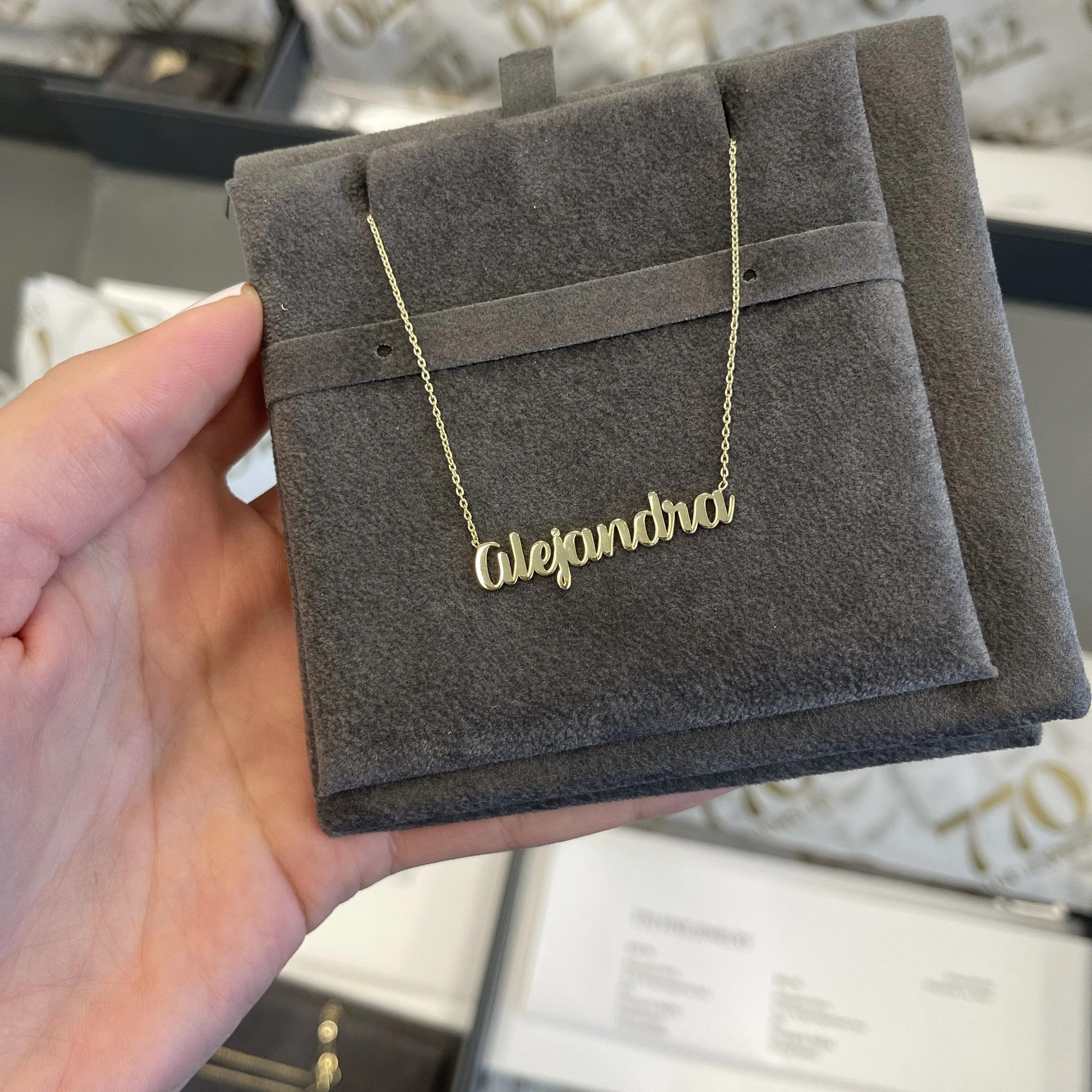 Single Name Necklace