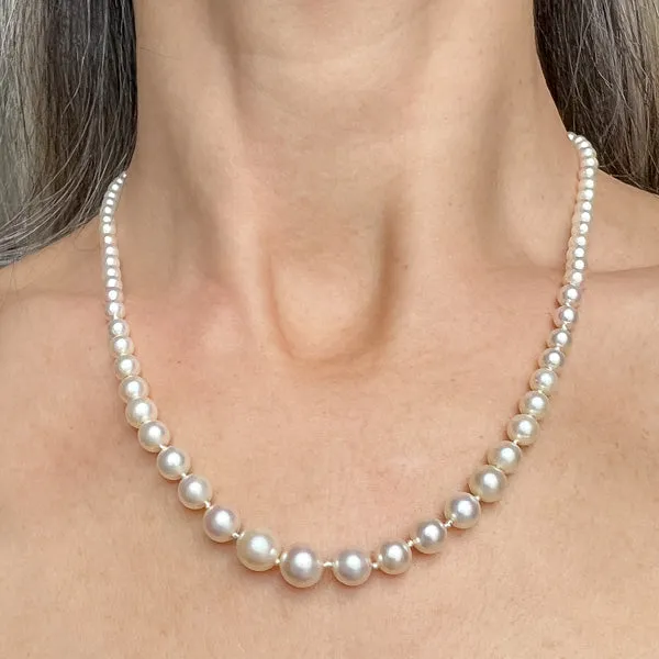 Vintage Single Strand Pearl Necklace