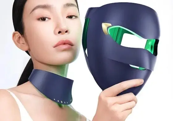 YAMAN Green Light Led Mask Beauty Device